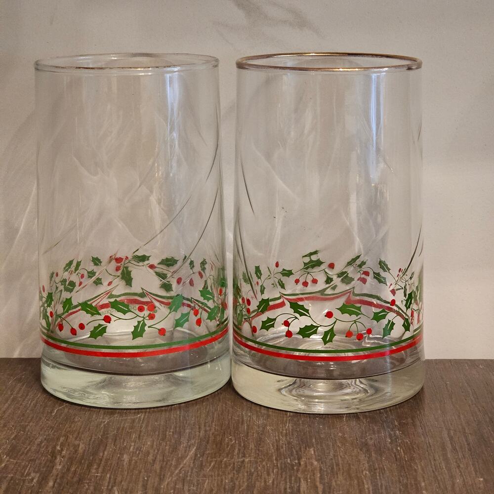 VTG Arby's Christmas Hollyberry Ribbon Highball 5 1/4" Tall Glasses Set 2